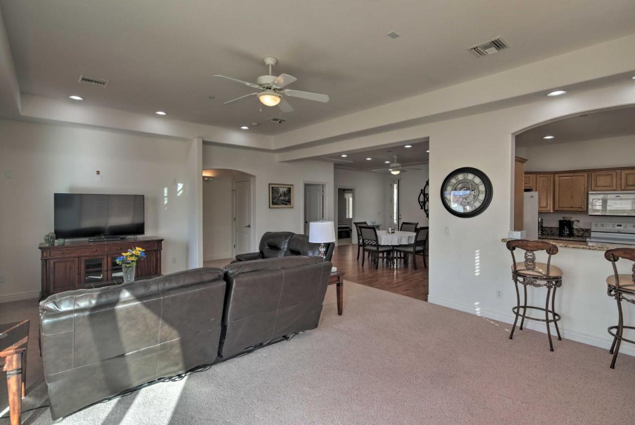 Desert Condo With Pool About 3 Miles To Colorado River! Bullhead City Zewnętrze zdjęcie